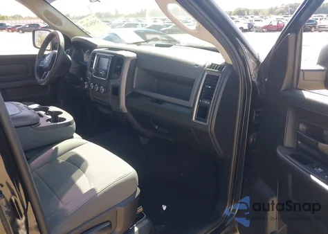 2017 Ram 1500 Express 4X2 5'7 Box from USA, damaged, VIN 1C6RR6KT0HS833750